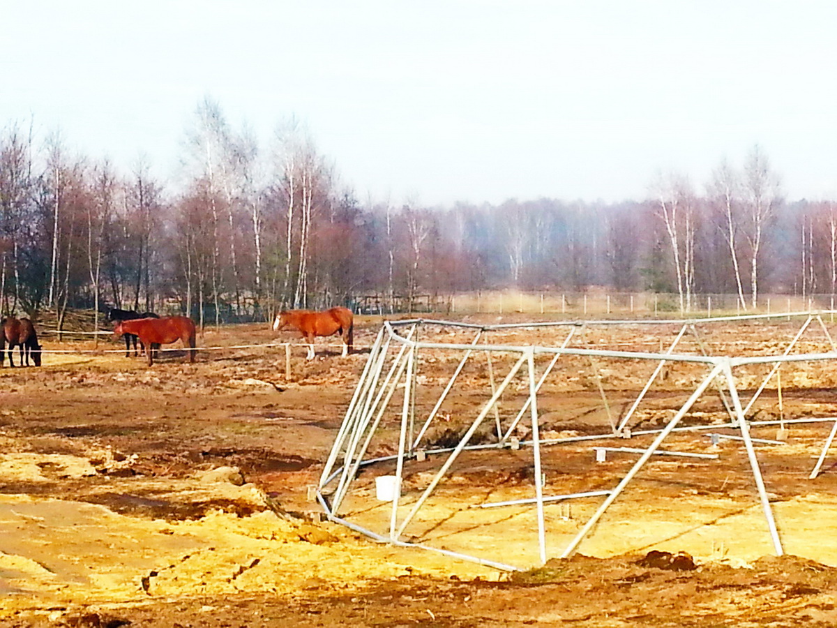 Ūkininko ūkio sodyba | Žirgynas ir manežas kupolas Ø24m , Garažas – Lenkija