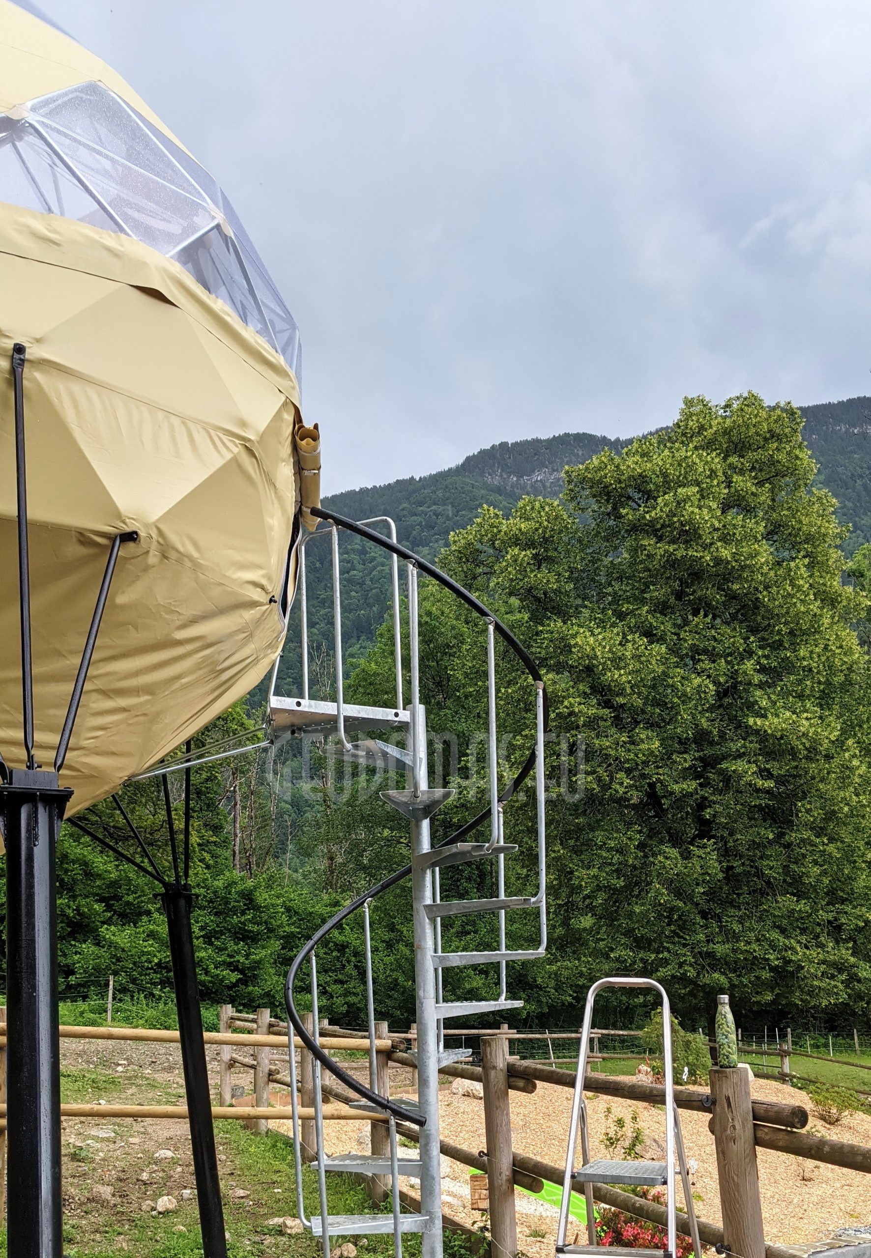 CRYSTAL DOME | Jojimo Klubas Prie Malūno | Prancūzija