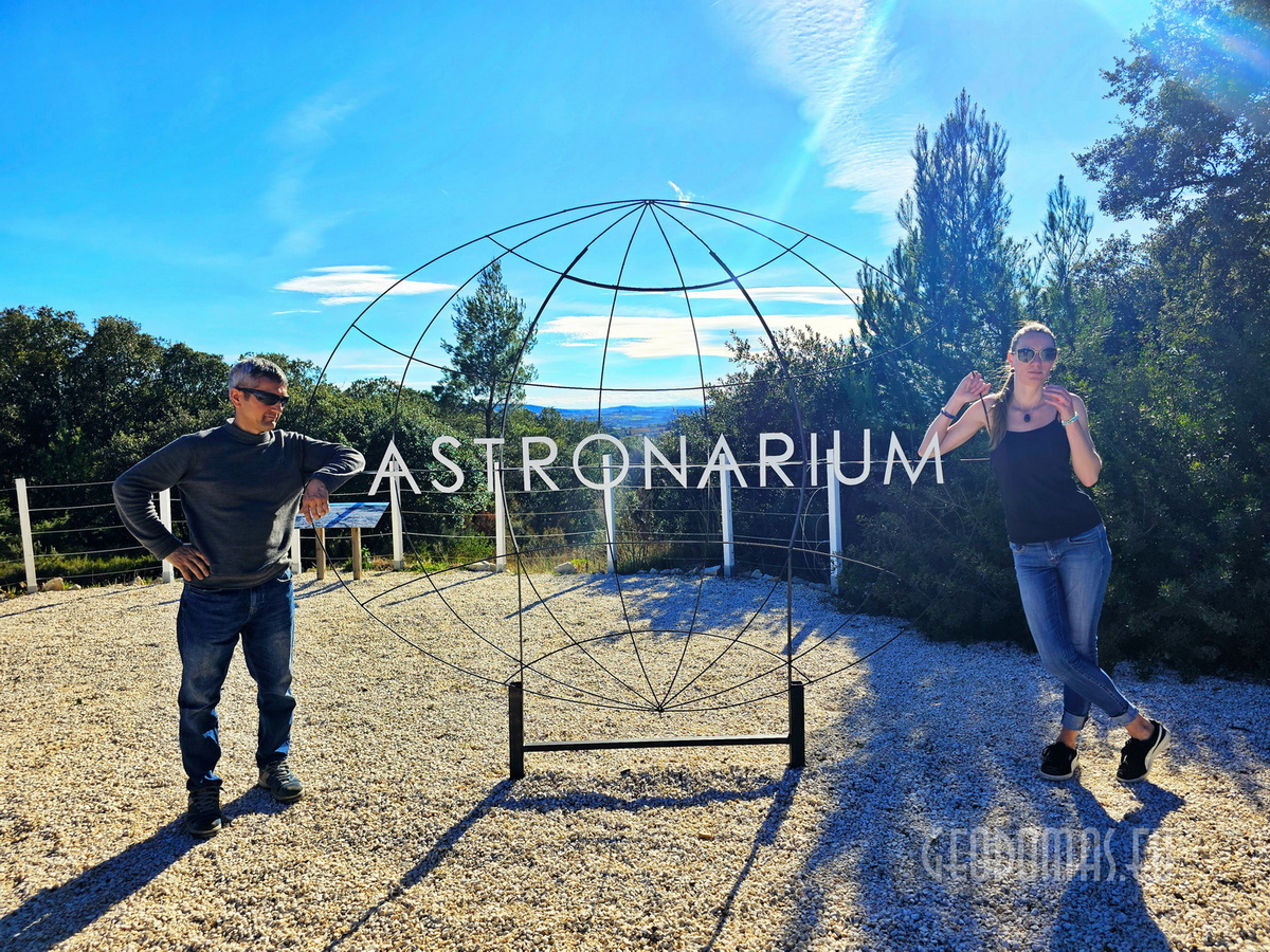 CRYSTAL KAPSULĖ & 28m2 GLAMPING KUPOLAI | Astronarium.Fr