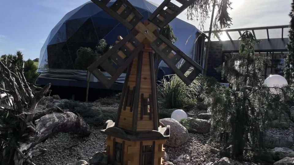 ujoy_village_sacred_domes_24